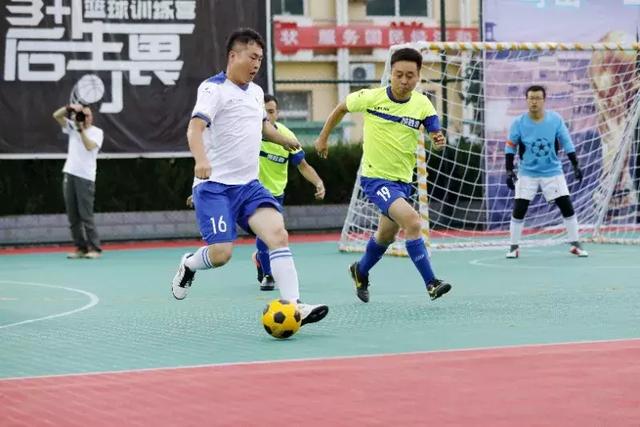 易建联:没有观众比赛很煎熬 重回主场令人期待